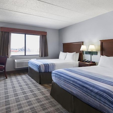 Americinn By Wyndham Stuart Экстерьер фото